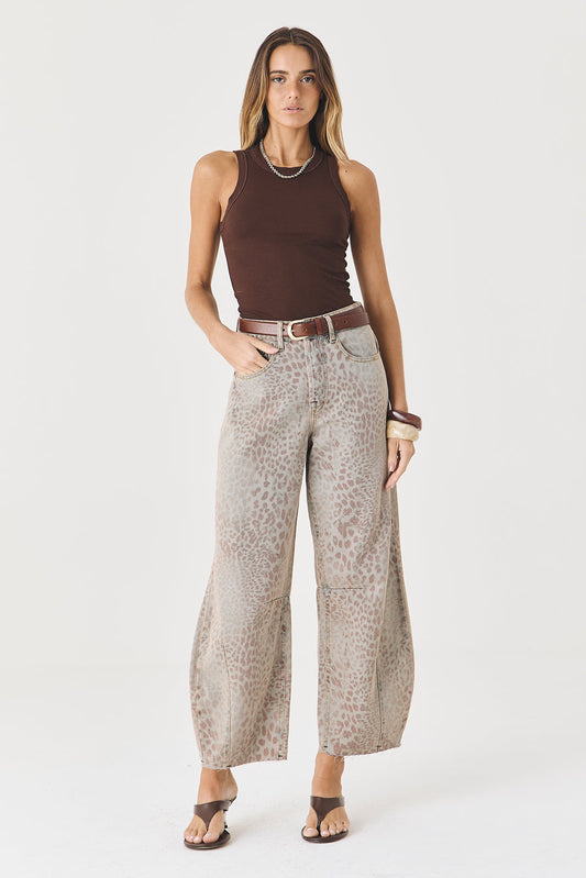 Calça Maria Barrel Animal Print