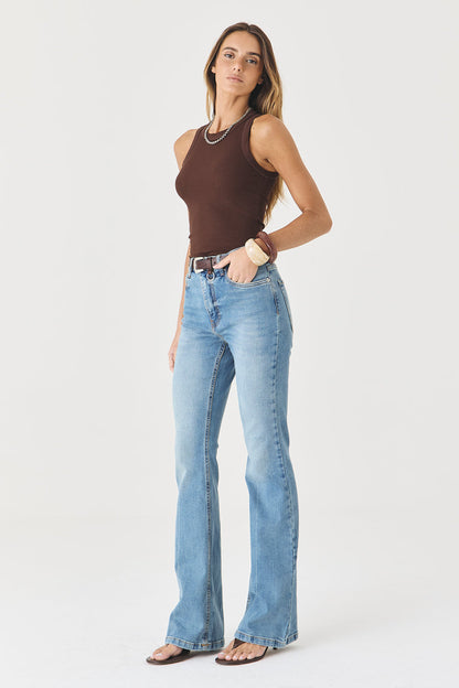 Calça Larissa Bootcut Jeans Médio