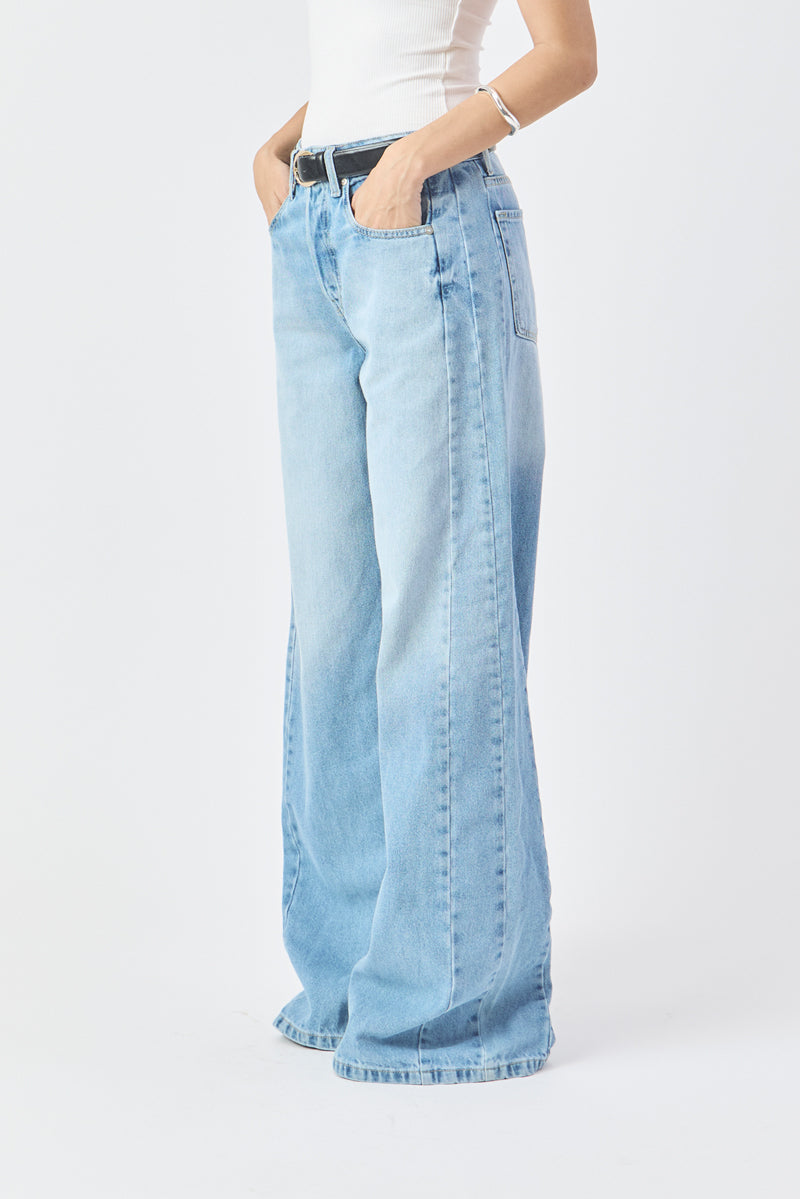 Calça Yasmin Wide Leg Jeans Médio