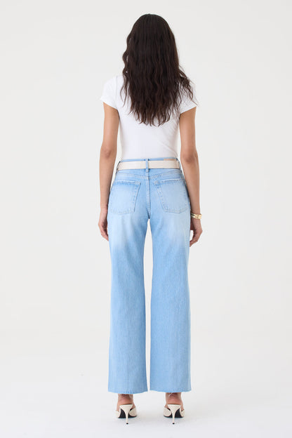 Calça Dani Straight Jeans Claro